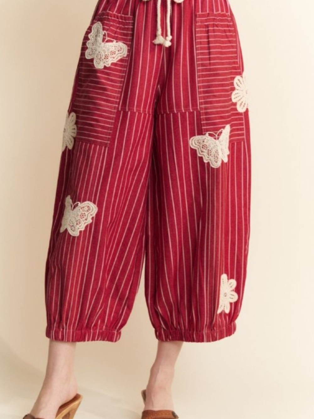 DAVI & DANI Red Striped Cropped Harem Pants with Cream Lace Appliqué